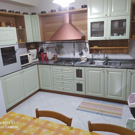 La Casa Dei Nonni Apartment จีอาร์ดีนี นักซอส ภายนอก รูปภาพ